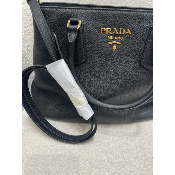 Prada Vitello Phenix Leather Handbag in Black - Brand New with Tags - Picture 6 of 6